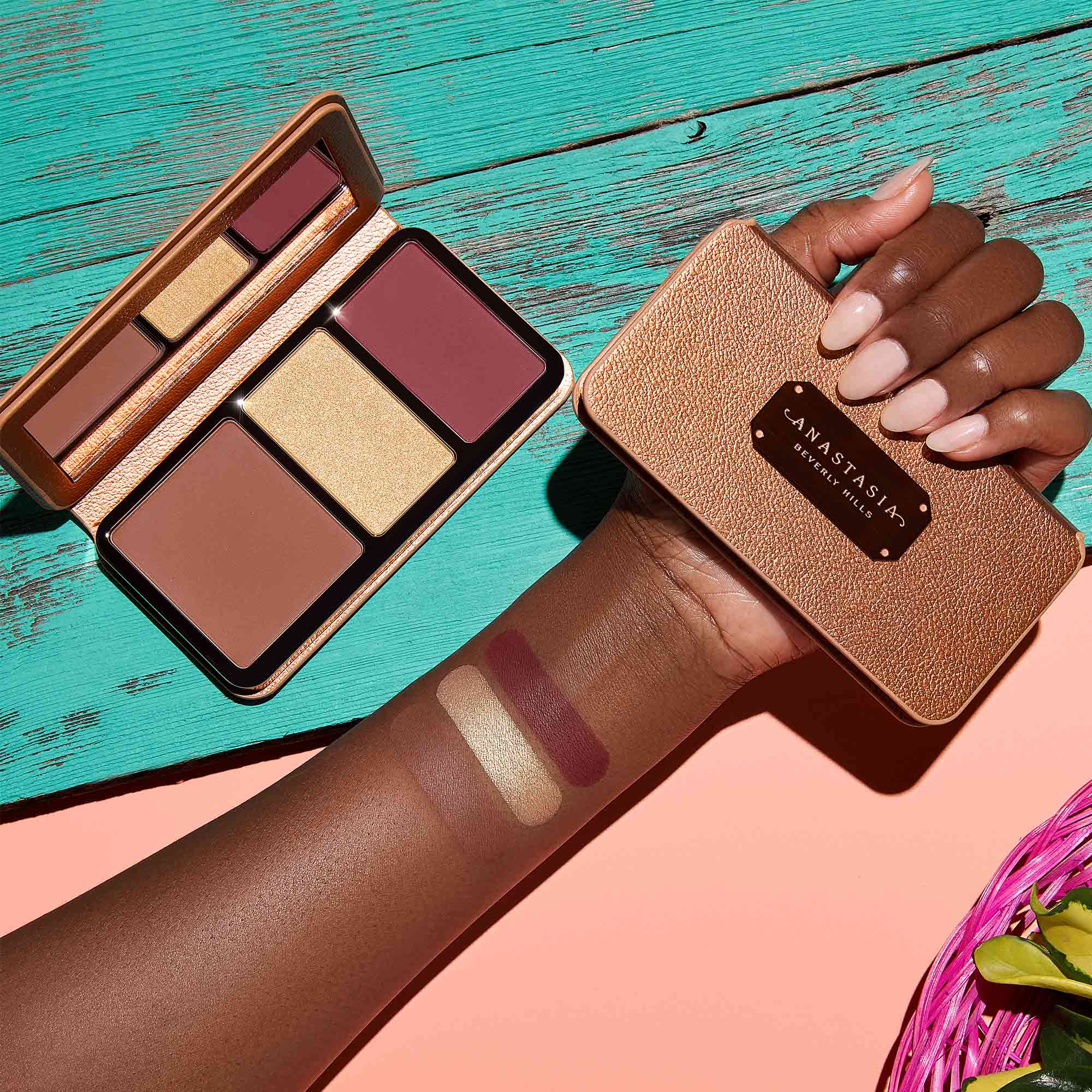 Face Palette - Off to Costa Rica